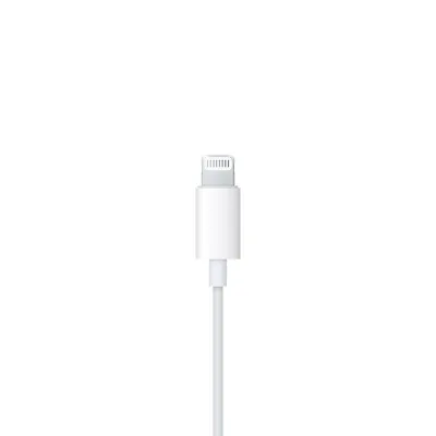 Apple - Slúchadlá AirPods s konektorom Lightning, biela