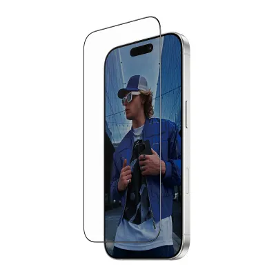 PanzerGlass - Tvrdené sklo UWF s Fastfit pre iPhone 17/16 Pro, čierna