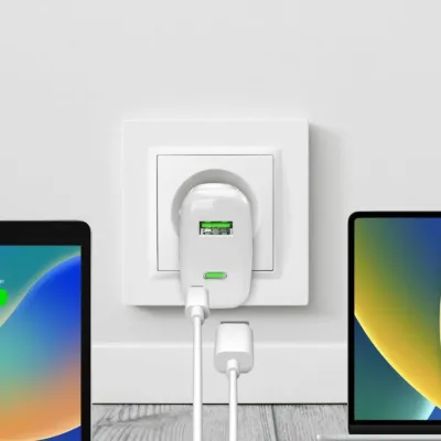 PURO - Cestovný adaptér MiniPro USB-C/USB-A, GaN, 65 W, biela