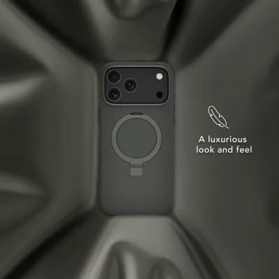 dbramante1928 - Puzdro Roskilde Kick ICON s MagSafe pre iPhone 17 Pro Max, forest shadow
