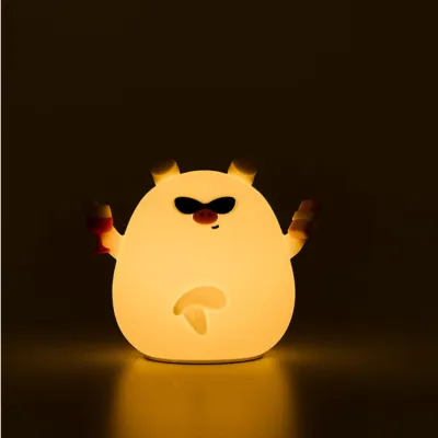 MUITOMAS - Stolná lampa Prasa