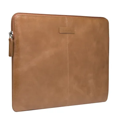 dbramante1928 - Puzdro Skagen Pro (2. generácia) pre MacBook Pro 13''/Air 13'' (2020), tan