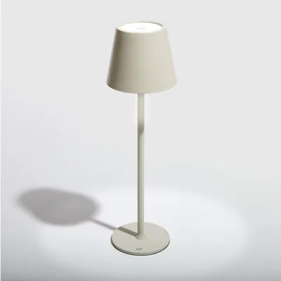 MUITOMAS - Stolná lampa, biela