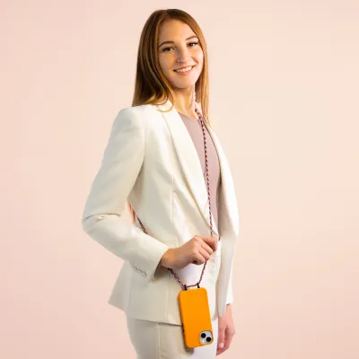case&me - Puzdro Bond s náhrdelníkom pre iPhone 14 Plus, oranžová