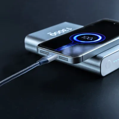 Ekon - Kábel USB-C/USB-C, 240 W, Power Delivery, 1,8 m, čierna